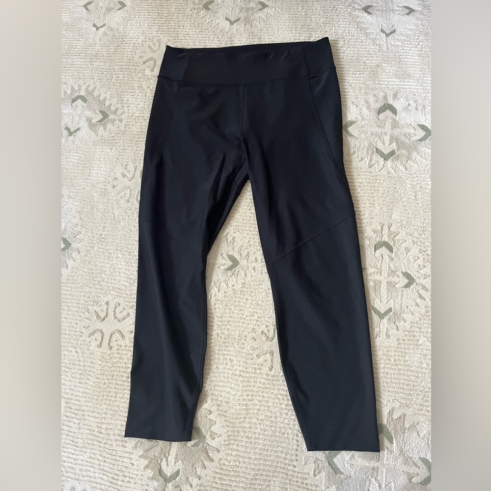 Outdoor Voices 3/4 Warmup Leggings